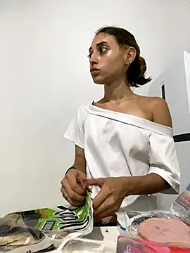 loirinhaaa online show from November 7, 10:03 pm