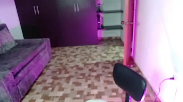 Gia Dior online show from February 6, 1:01 am