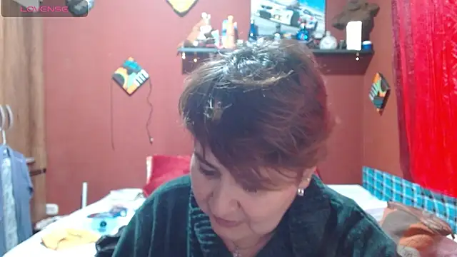 Snapshot of Sasharosee2 chatting on October 7, 1:45 pm Sasharosee2 online show from October 7, 1:45 pm