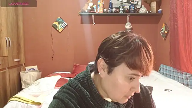 Snapshot of Sasharosee2 chatting on October 27, 12:28 pm Sasharosee2 online show from October 27, 12:28 pm