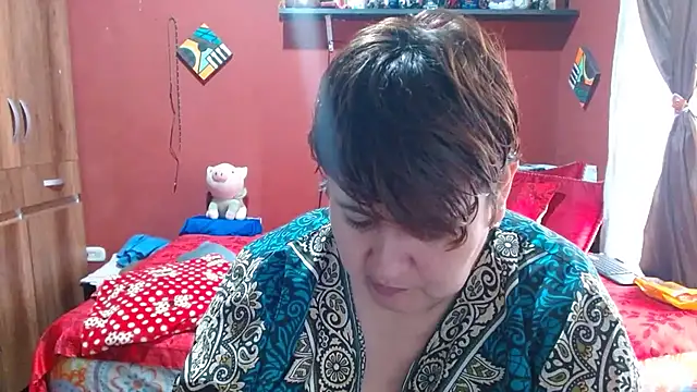 Snapshot of Sasharosee2 chatting on May 11, 12:28 pm Sasharosee2 online show from May 11, 12:28 pm