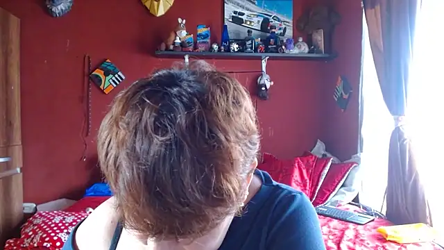 Snapshot of Sasharosee2 chatting on May 6, 7:29 pm Sasharosee2 online show from May 6, 7:29 pm