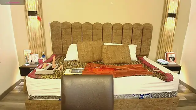 Snapshot of Sasharosee2 chatting on September 23, 11:50 am Sasharosee2 online show from September 23, 11:50 am