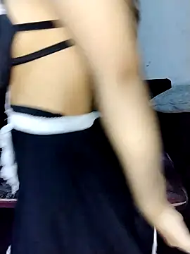 shahinaz-123 online show from November 13, 10:30 am