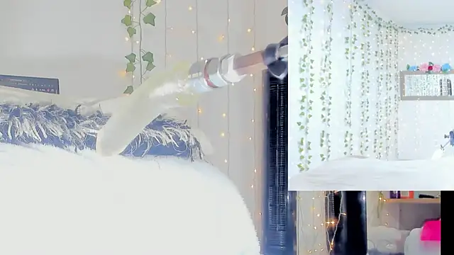 Ashley  Jones   online show from March 28, 8:59 am