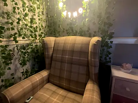 Snapshot of BonnyDesire chatting on November 27, 4:29 pm BonnyDesire online show from November 27, 4:29 pm