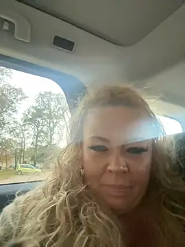 Snapshot of BonnyDesire chatting on November 11, 3:07 pm BonnyDesire online show from November 11, 3:07 pm