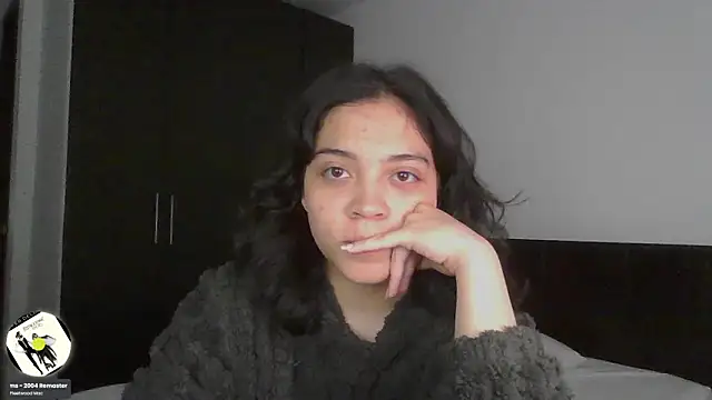  curiouskitten  online show from March 5, 2:41 am