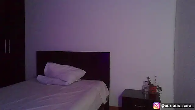  curiouskitten  online show from March 13, 1:32 am