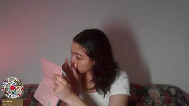  curiouskitten  online show from February 7, 2:08 am