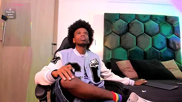 AllexJacob online show from March 14, 1:50 pm