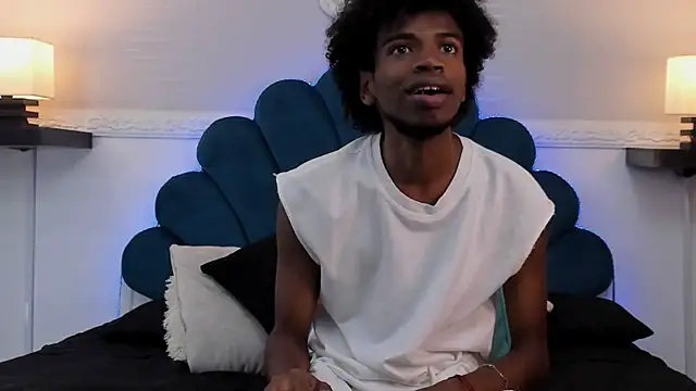 AllexJacob online show from October 6, 1:23 pm