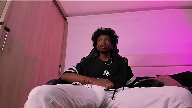 AllexJacob online show from December 20, 1:14 pm