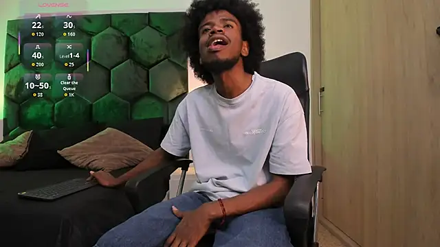 AllexJacob online show from April 8, 4:52 pm