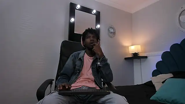 AllexJacob online show from October 3, 1:23 pm