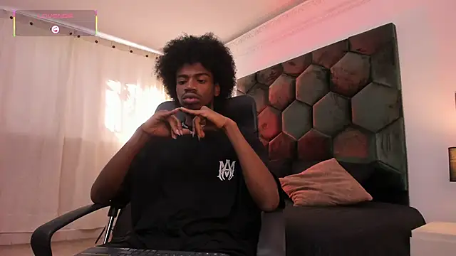 AllexJacob online show from May 28, 1:06 pm