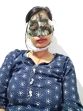 ms-naina online show from April 4, 7:31 pm