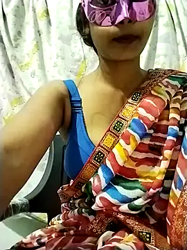 Snapshot of ms-naina chatting on November 3, 6:11 pm ms-naina online show from November 3, 6:11 pm