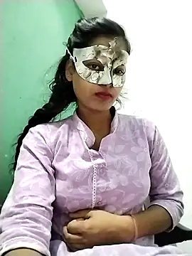 ms-naina online show from December 16, 6:23 pm