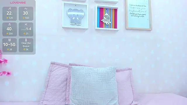 Snapshot of lillit_darkheart_ chatting on September 28, 7:32 pm lillit darkheart online show from September 28, 7:32 pm