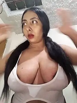 Snapshot of samara_topfisting chatting on October 26, 12:33 am samara topfisting online show from October 26, 12:33 am