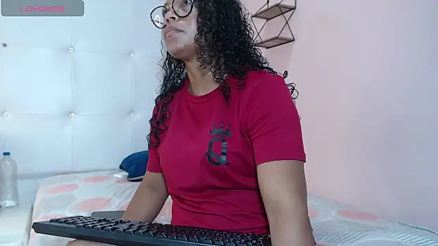 Snapshot of valery_storm_ chatting on October 18, 12:51 pm valery storm online show from October 18, 12:51 pm