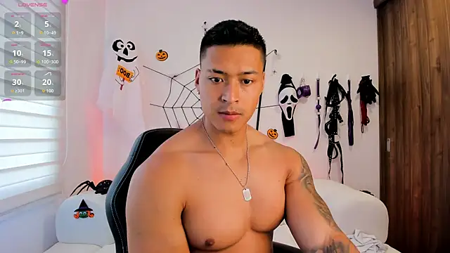 Snapshot of abu_dhabi_21 chatting on October 16, 6:16 pm abu dhabi 21 online show from October 16, 6:16 pm