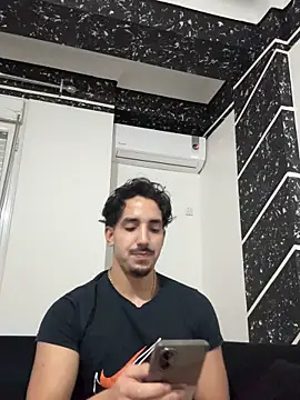 fuck   boyy online show from February 21, 7:05 pm