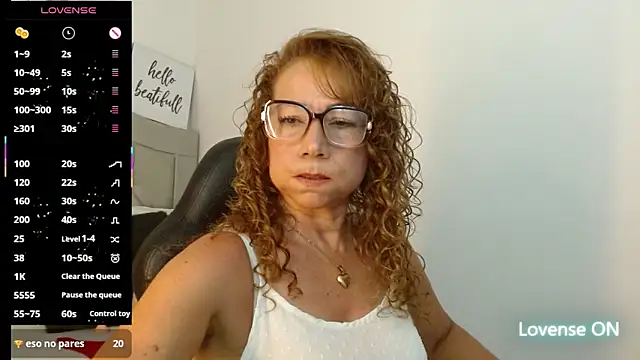 Jademommy  online show from October 27, 9:27 pm