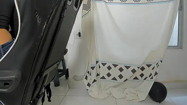 Dakota x18 online show from October 27, 7:48 pm