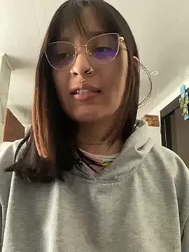 Snapshot of Scarlett_Millerw chatting on November 6, 2:54 pm Scarlett Millerw online show from November 6, 2:54 pm