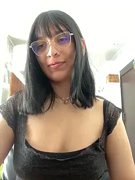 Snapshot of Scarlett_Millerw chatting on November 12, 2:21 pm Scarlett Millerw online show from November 12, 2:21 pm