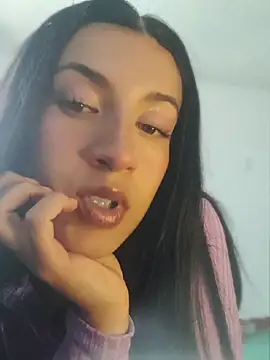 gabii hardy online show from April 21, 4:13 pm