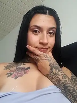 Snapshot of gabii_hardy chatting on February 6, 6:15 pm gabii hardy online show from February 6, 6:15 pm