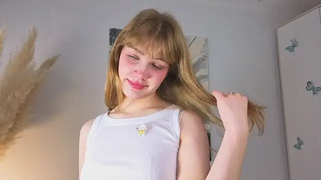 pienaple online show from October 26, 4:02 am