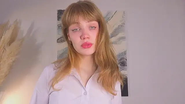 pienaple online show from October 21, 4:12 am