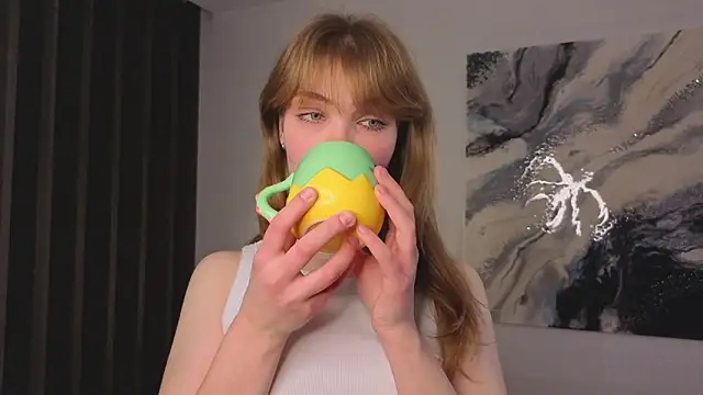 Snapshot of pienaple chatting on December 20, 4:04 am pienaple online show from December 20, 4:04 am