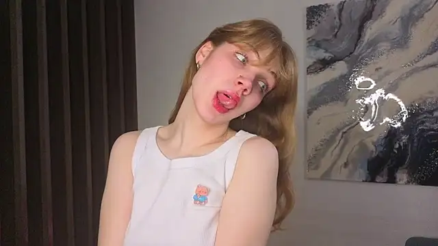 pienaple online show from November 22, 4:11 am