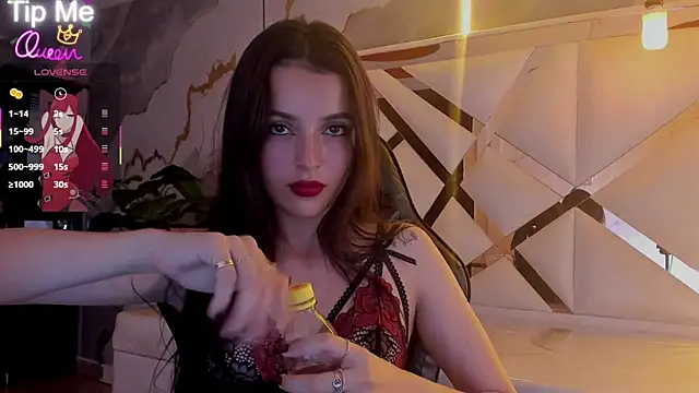 sophiadoll tf online show from April 8, 8:43 pm