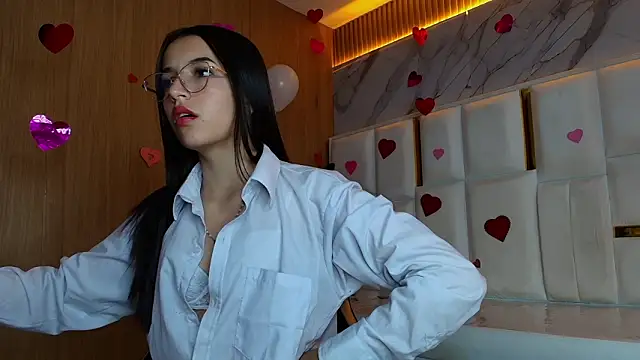 sophiadoll tf online show from February 17, 3:37 am