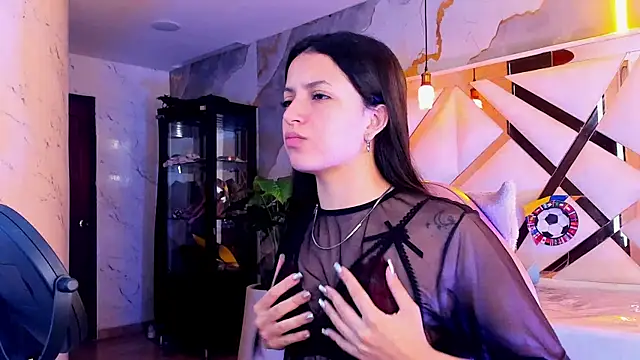 Snapshot of sophiadoll_tf chatting on July 16, 12:57 pm sophiadoll tf online show from July 16, 12:57 pm