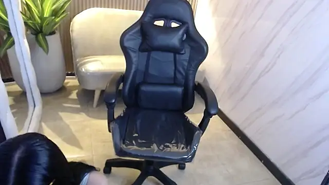 Snapshot of sophiadoll_tf chatting on November 4, 5:06 pm sophiadoll tf online show from November 4, 5:06 pm