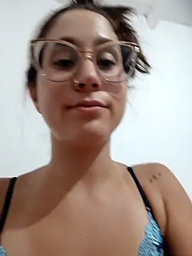 linameii online show from February 12, 3:06 am