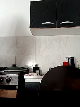 linameii online show from February 28, 11:32 am