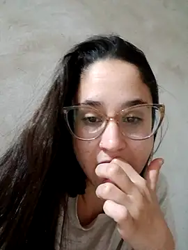 linameii online show from November 17, 6:28 am