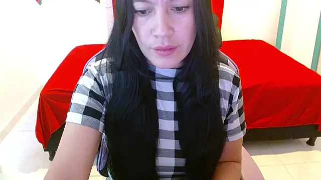 Snapshot of cristal1609 chatting on February 27, 1:11 pm cristal1609 online show from February 27, 1:11 pm