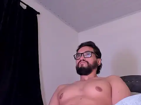 Snapshot of Chrys_harris77 chatting on July 10, 7:41 am Chrys harris77 online show from July 10, 7:41 am