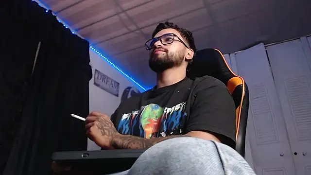 Chrys harris77 online show from October 14, 9:47 pm