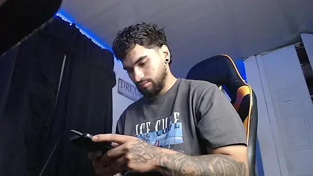 Chrys harris77 online show from October 2, 10:24 pm