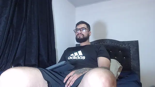 Chrys harris77 online show from March 19, 11:38 pm